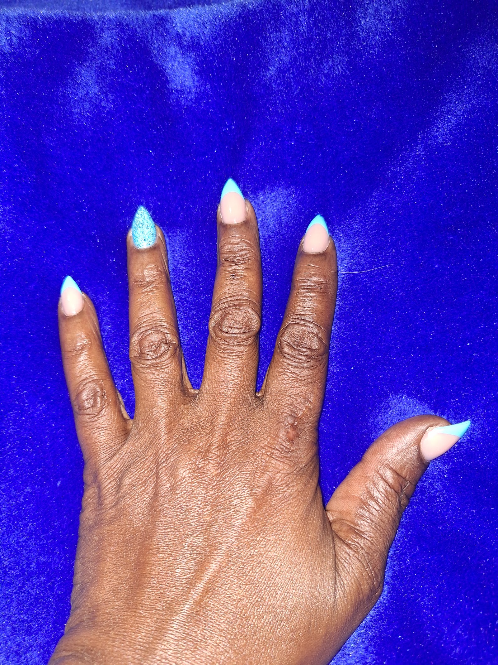 KN NAILS & SPA nail photo 3